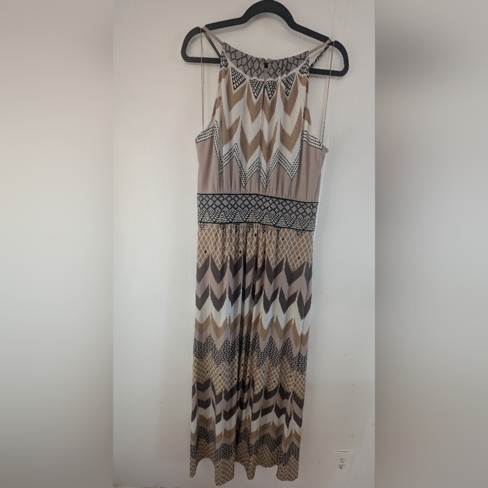 London Times Tan and Brown Chevron Pattern Halter Maxi Dress - Picture 5 of 14